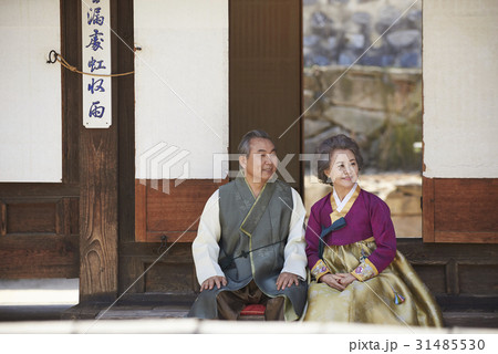 南山コル韓屋村 夫婦 ソウル 31485530