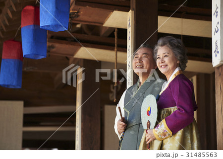 南山コル韓屋村 夫婦 ソウル 31485563