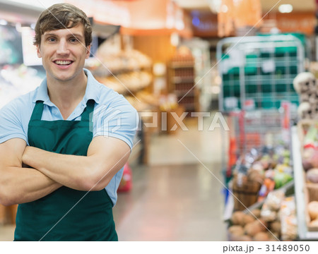 Portrait of man grocer smiling 31489050