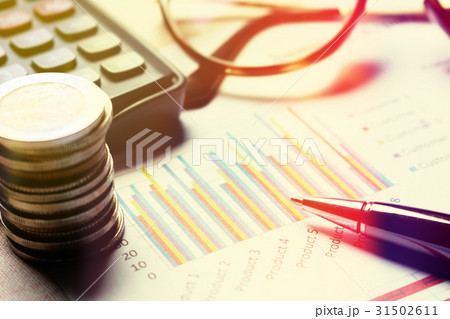 Finance savings concept, summary report chart Finance savings concept, summary report chart 31502611