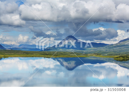 Lake in Alaska 31503008