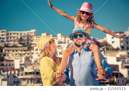 Happy family on summer vacation 31503523
