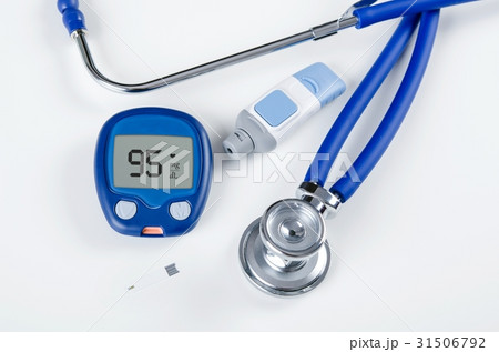 Diabetic test kit and stethoscope 31506792