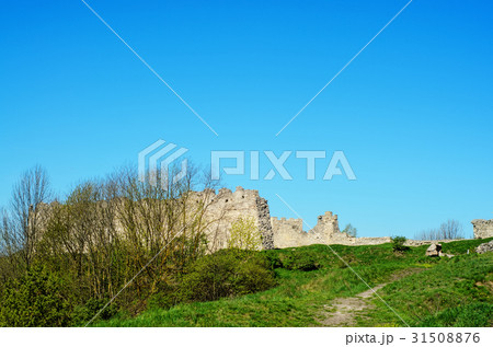 Ruin of medieval stone wall Kremenets Ruin of medieval stone wall Kremenets 31508876
