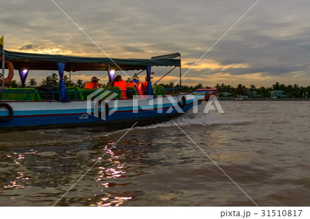 View on unset over Mekong river Can Tho in Vietnam View on unset over Mekong river Can Tho in Vietnam 31510817