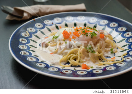 carbonara, Italian food 31511648