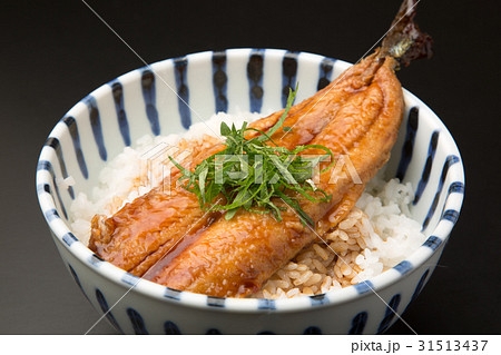 秋刀魚の蒲焼丼 31513437