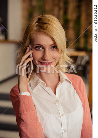 Casual businesswoman on the phone Casual businesswoman on the phone 31526212