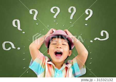 Asian boy is so confuse that he screaming out Asian boy is so confuse that he screaming out 31532132