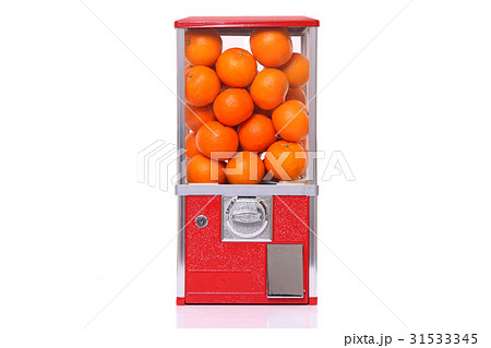 何故かガチャの中に詰められた新鮮な蜜柑白バック 31533345