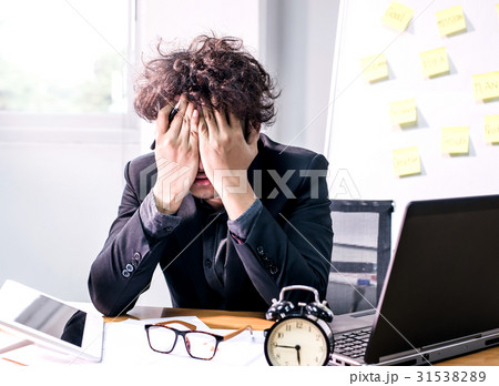 busy and headache person, unsuccessful businessman 31538289
