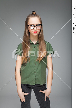 girl with modern glasses 31538708