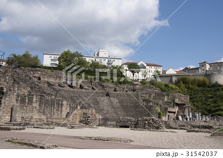 リヨンのローマ劇場 31542037