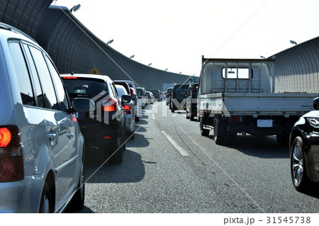 高速道路の渋滞 31545738