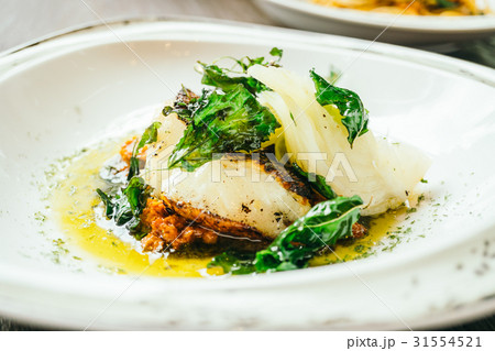 Seabass or Barramundi fish meat steak Seabass or Barramundi fish meat steak 31554521