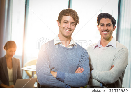 Portrait of men smiling 31555989