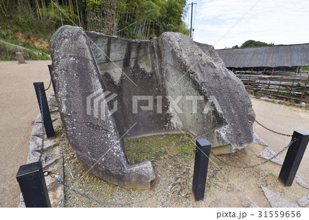 鬼の雪隠（せっちん）奈良県明日香村 31559656