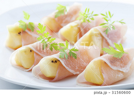 キウイ生ハム巻き 31560600