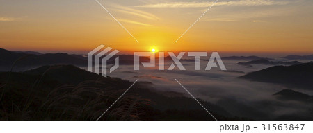 霧 霊岩郡 日の出 31563847