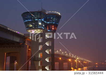 雲カフェ 銅雀区 動作大橋 31565444