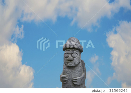 雲 トルハルバン クローズアップ 31566242