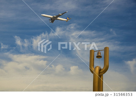 雲 飛行機 韓国 31566353