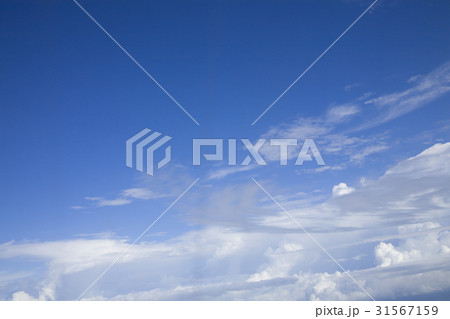 雲 雲の背景 羽毛雲 31567159