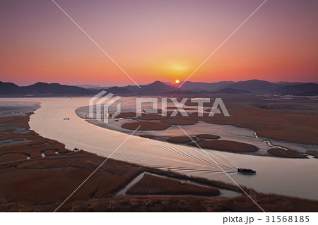 南海 夕焼け 順天湾 31568185