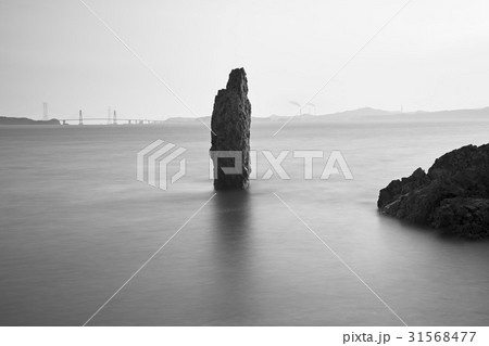 橋 岩 石 31568477