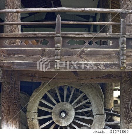 求礼郡 木造建築 ウンジョル 31571866