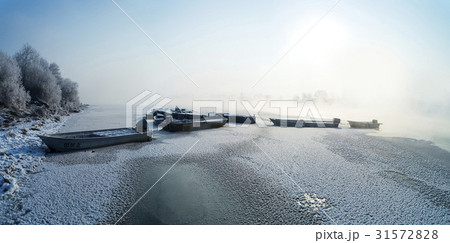 川 河 冬 31572828