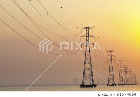京畿道 キョンギド 送電塔 31574064