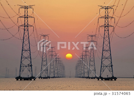 京畿道 キョンギド 送電塔 31574065
