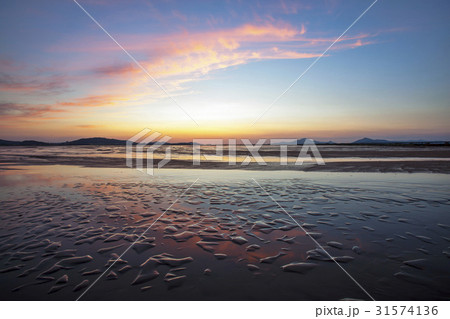 夕焼け 海 永宗島 31574136
