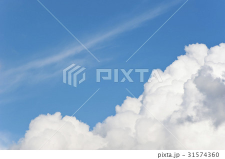 雲 雲の背景 入道雲 31574360