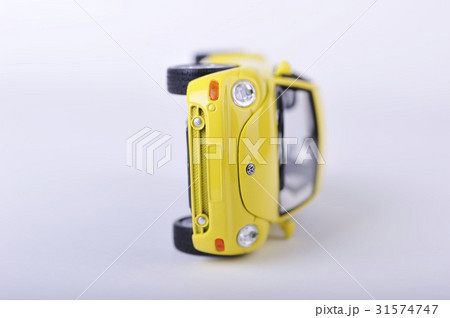 黄色 イエロー ニュービートル 31574747