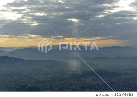 北朝鮮産 山 景色 31574862