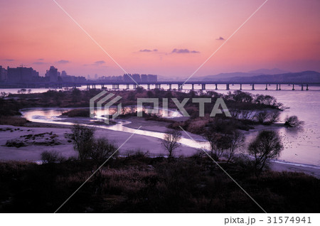 夕焼け 橋 パム島 31574941