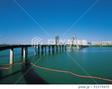 川 河 橋 31574970