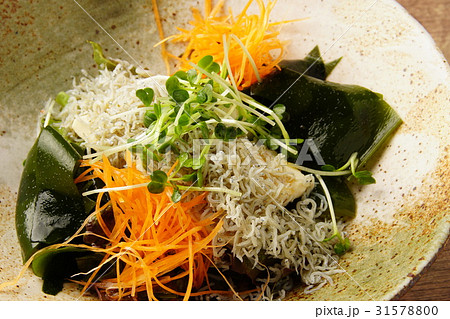 じゃこサラダ 31578800