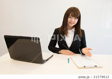 女性 女性 31579612
