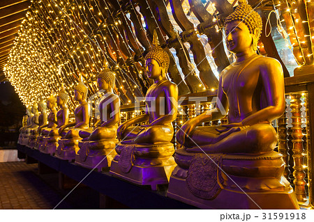Seema Malaka Gangaramaya Temple 31591918