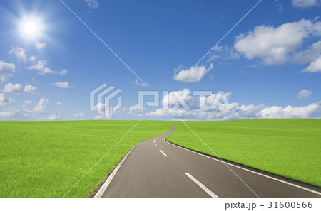 草原の道と雲と太陽 草原の道と雲と太陽 31600566
