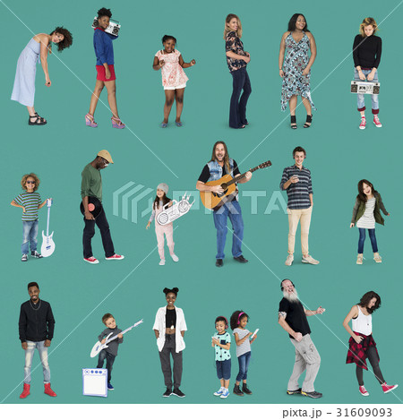 Diverse of People Enjoy Music Lifestyle Studio Isolated Diverse of People Enjoy Music Lifestyle Studio Isolated 31609093