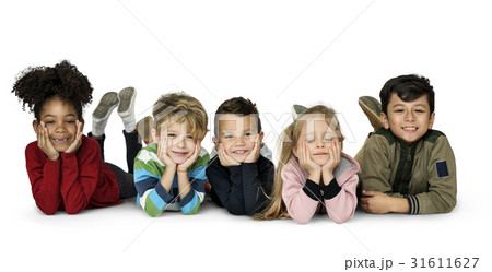 Diverse group of kids in a row portrait 31611627