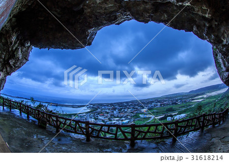 沖縄　与那国島のティンダバナからの眺望 31618214