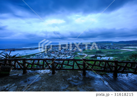 沖縄　与那国島のティンダバナからの眺望 31618215