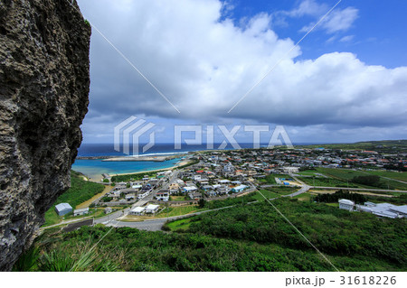 沖縄　与那国島のティンダバナからの眺望 31618226