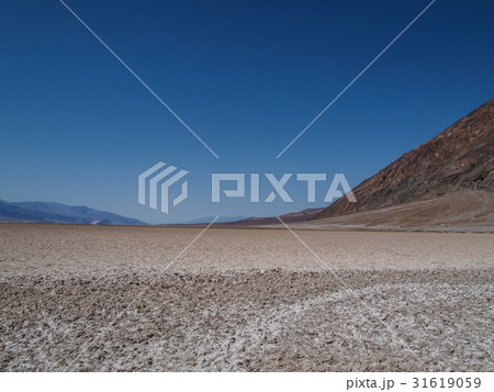 Badwater Basin in Death Valley 31619059