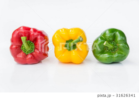 sweet pepper isolated  in white background 31626341